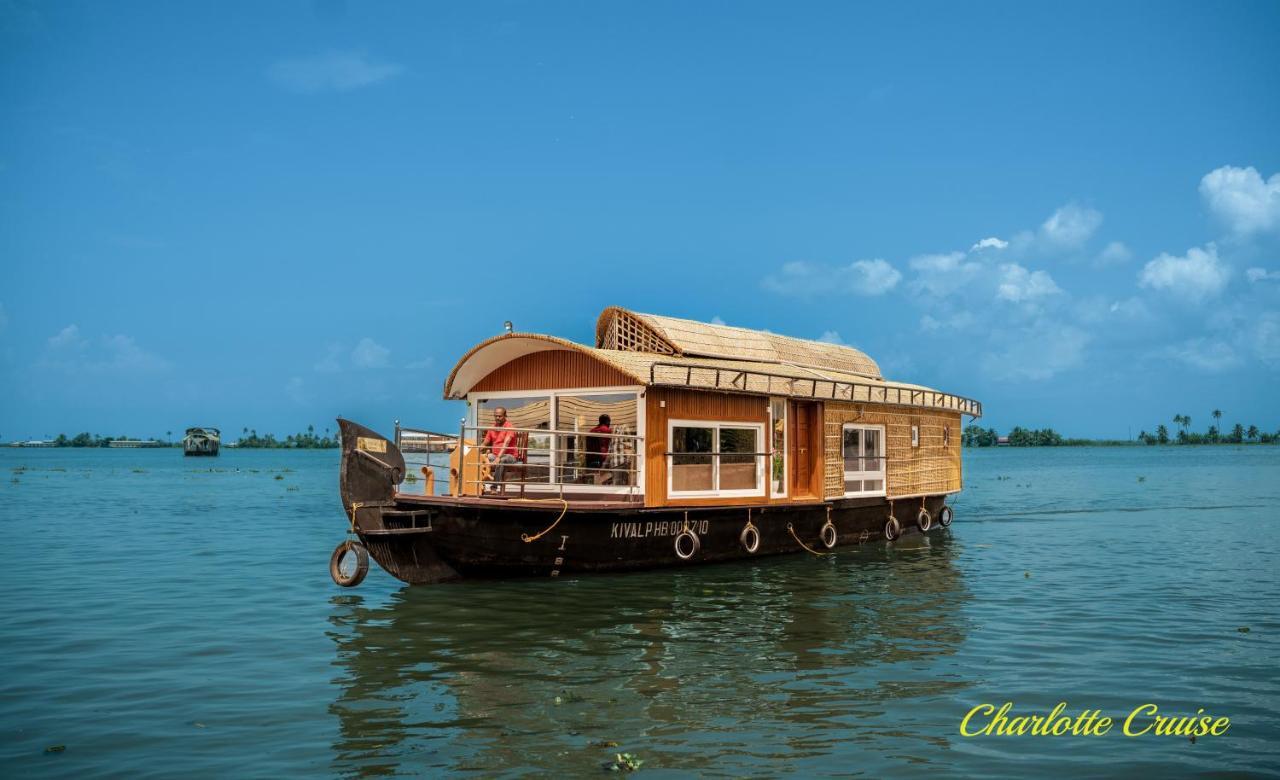 Charlotte Cruise House Boat Hotel Alappuzha Buitenkant foto